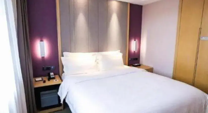 Bed in Lavande Hotel Beijing Daxing Airport Qingyuan Road Metro Station Joy City Bed in Lavande Hotel Beijing Daxing Airport Qingyuan Road Metro Station Joy City