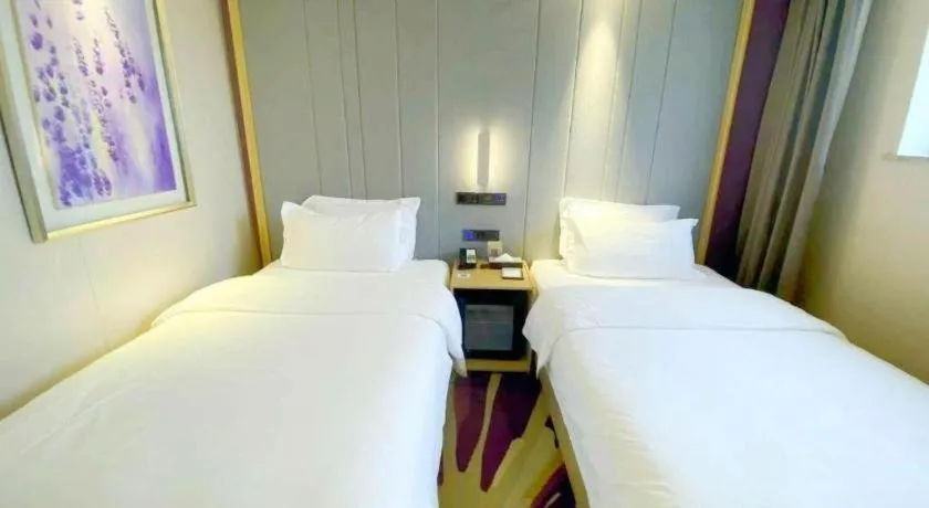 Bed in Lavande Hotel Beijing Daxing Airport Qingyuan Road Metro Station Joy City
