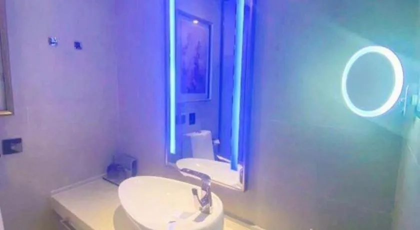 Lavande Hotel Beijing Daxing Airport Qingyuan Road Metro Station Joy City