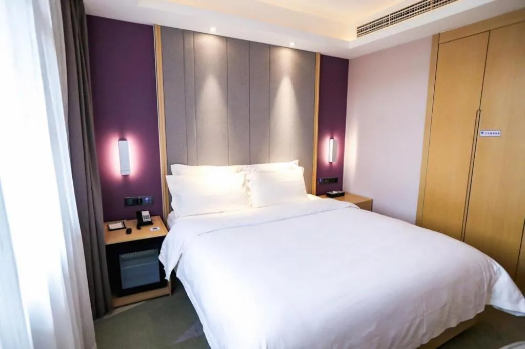 Bed in Lavande Hotel Beijing Daxing Airport Qingyuan Road Metro Station Joy City