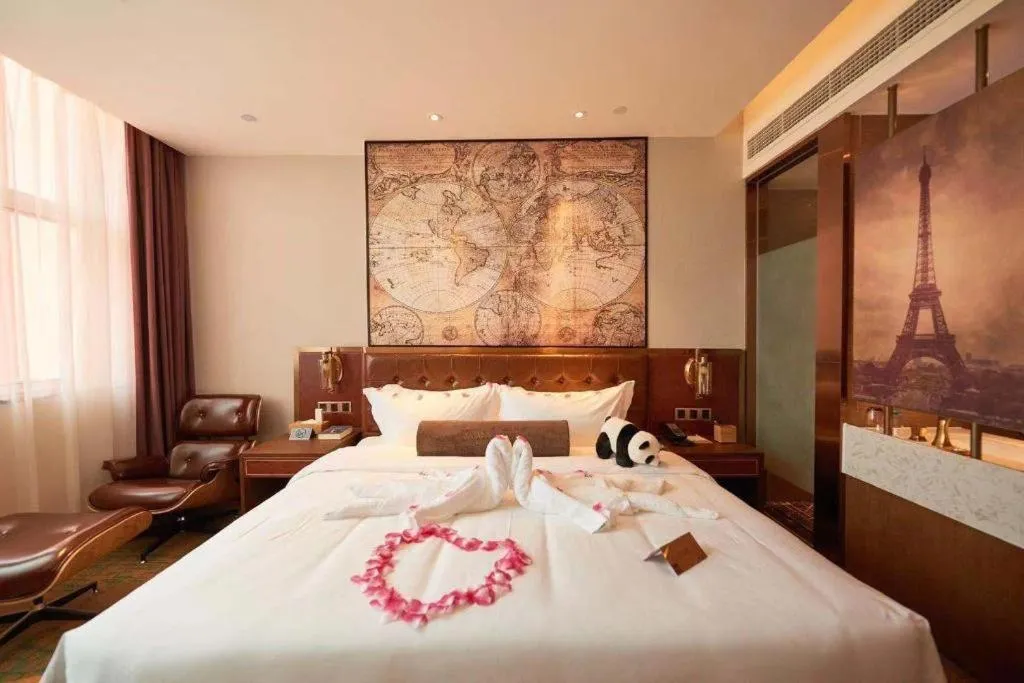 Bed in James Joyce Coffetel Chengdou Wuqing Wanda Plaza