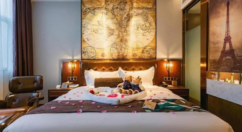 Bed in James Joyce Coffetel Chengdou Wuqing Wanda Plaza