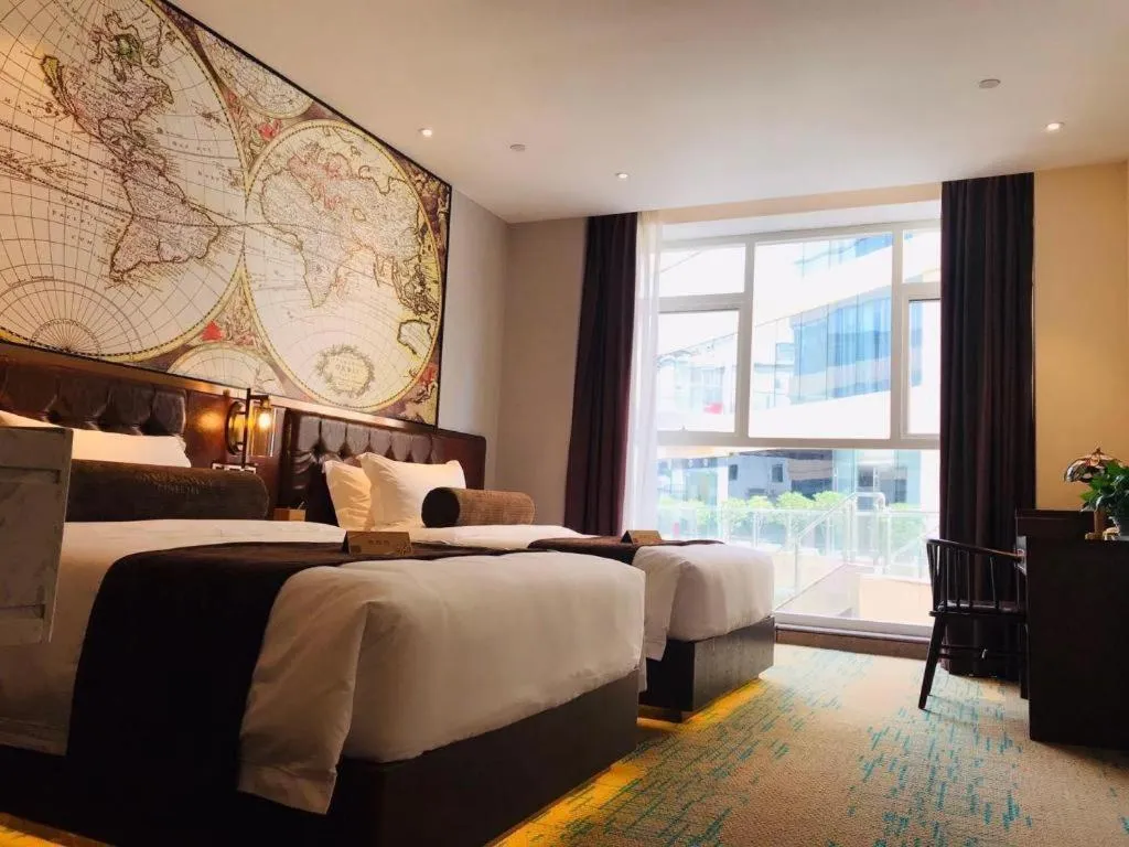 Bed in James Joyce Coffetel Chengdou Wuqing Wanda Plaza