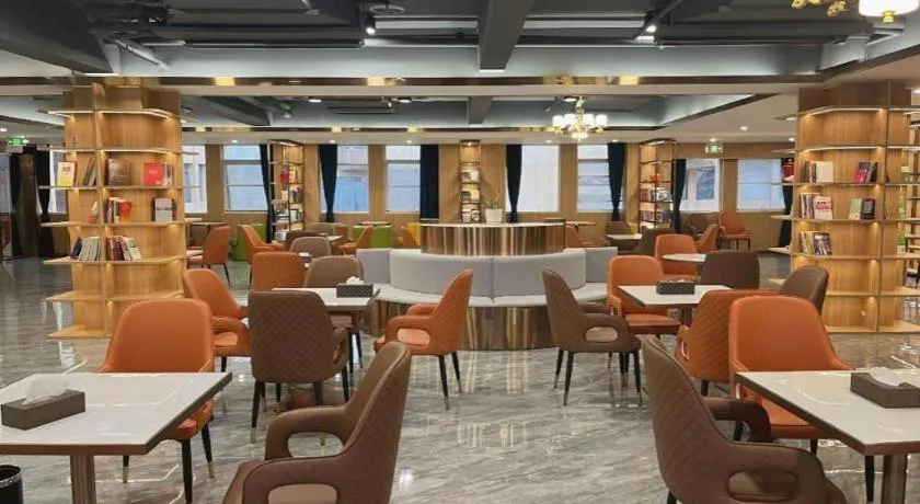 James Joyce Coffetel Chengdou Wuqing Wanda Plaza