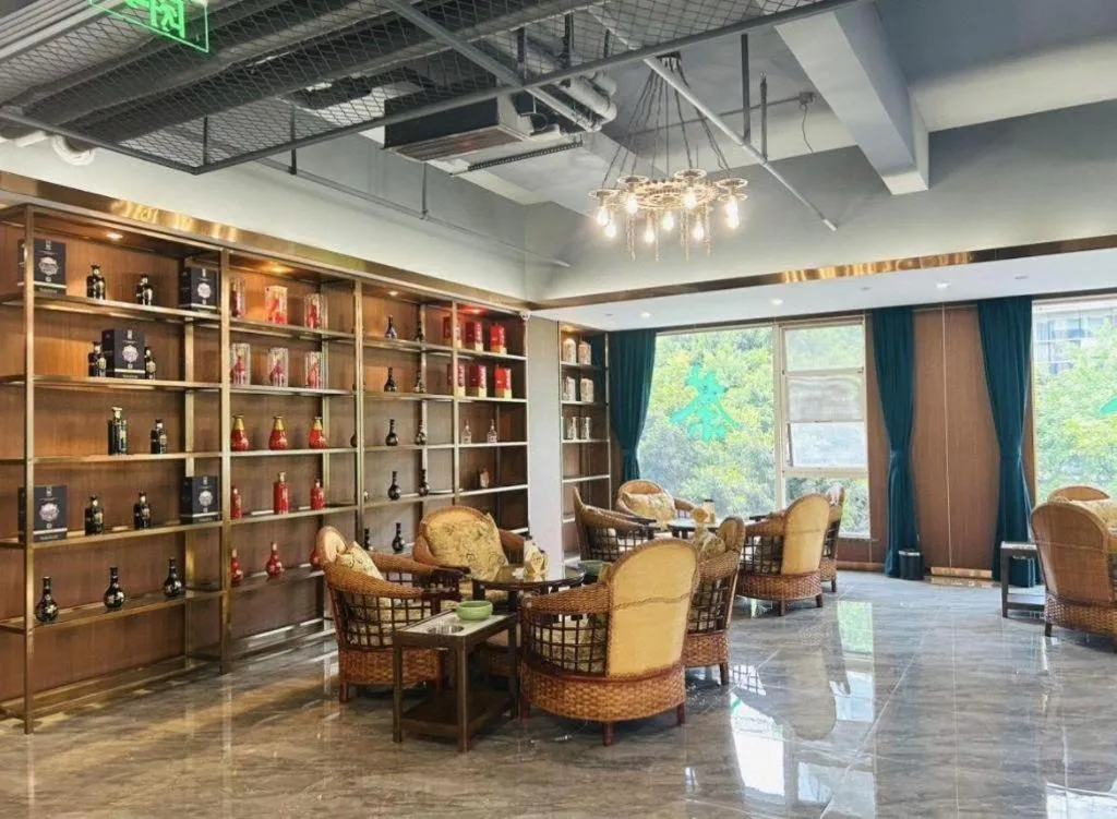 James Joyce Coffetel Chengdou Wuqing Wanda Plaza