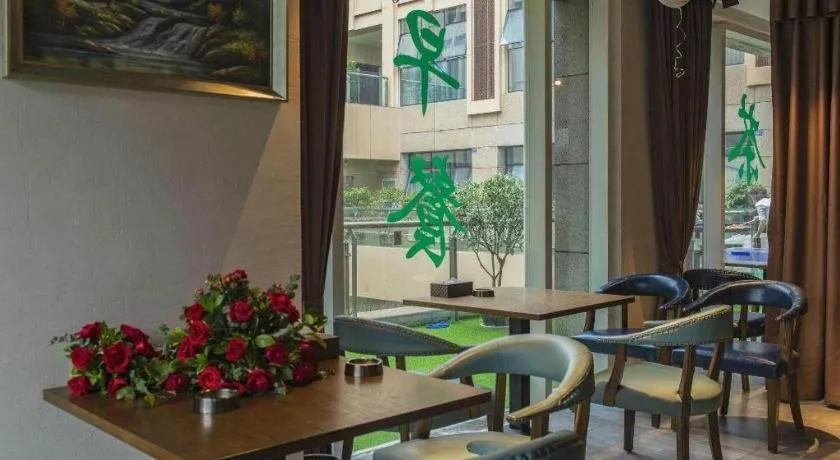 James Joyce Coffetel Chengdou Wuqing Wanda Plaza