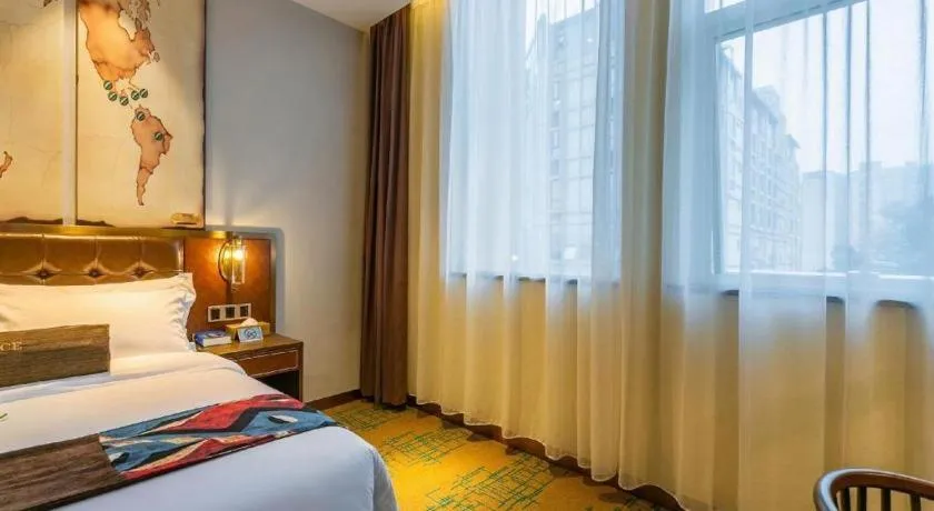 Bed in James Joyce Coffetel Chengdou Wuqing Wanda Plaza