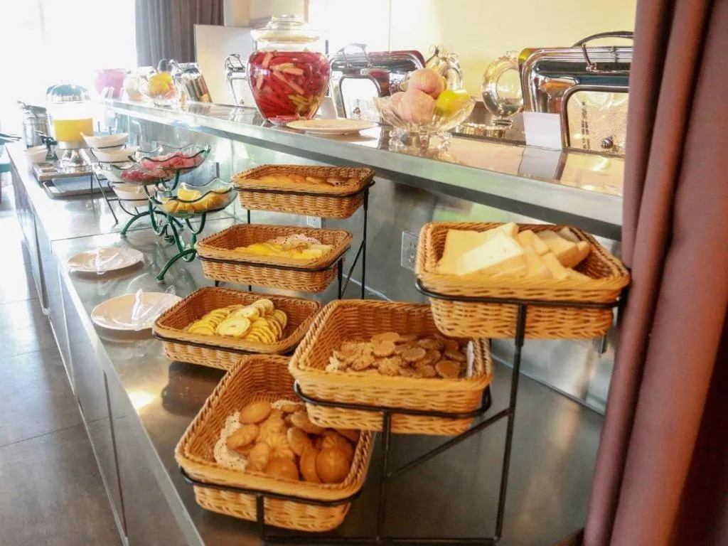 James Joyce Coffetel Chengdou Wuqing Wanda Plaza