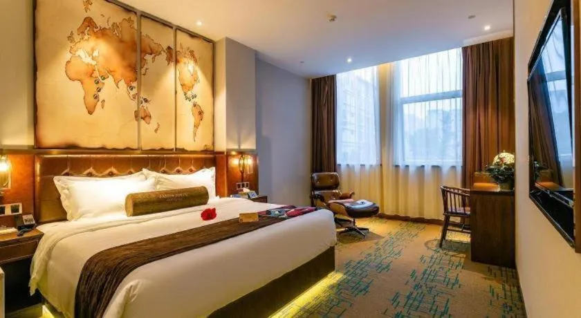 Bed in James Joyce Coffetel Chengdou Wuqing Wanda Plaza
