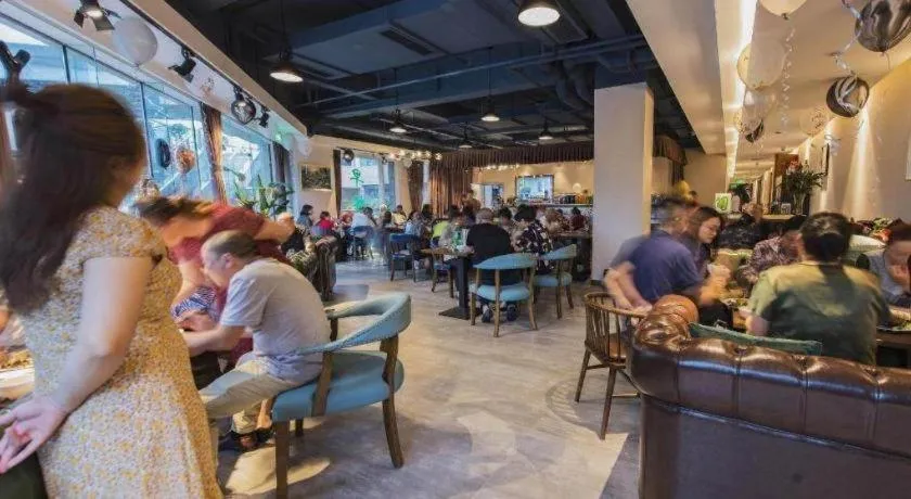 James Joyce Coffetel Chengdou Wuqing Wanda Plaza