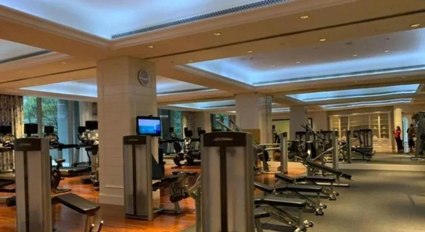 Borrman Hotel Hechi Bama Central Cultural Plaza