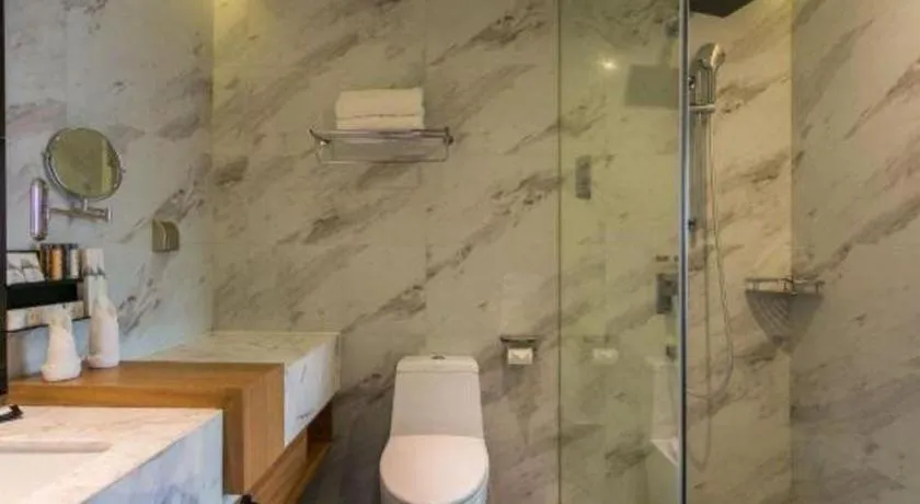 Borrman Hotel Hechi Bama Central Cultural Plaza