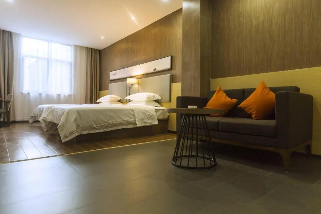 Bed in Jtour Inn Suizhou Yanhe Avenue