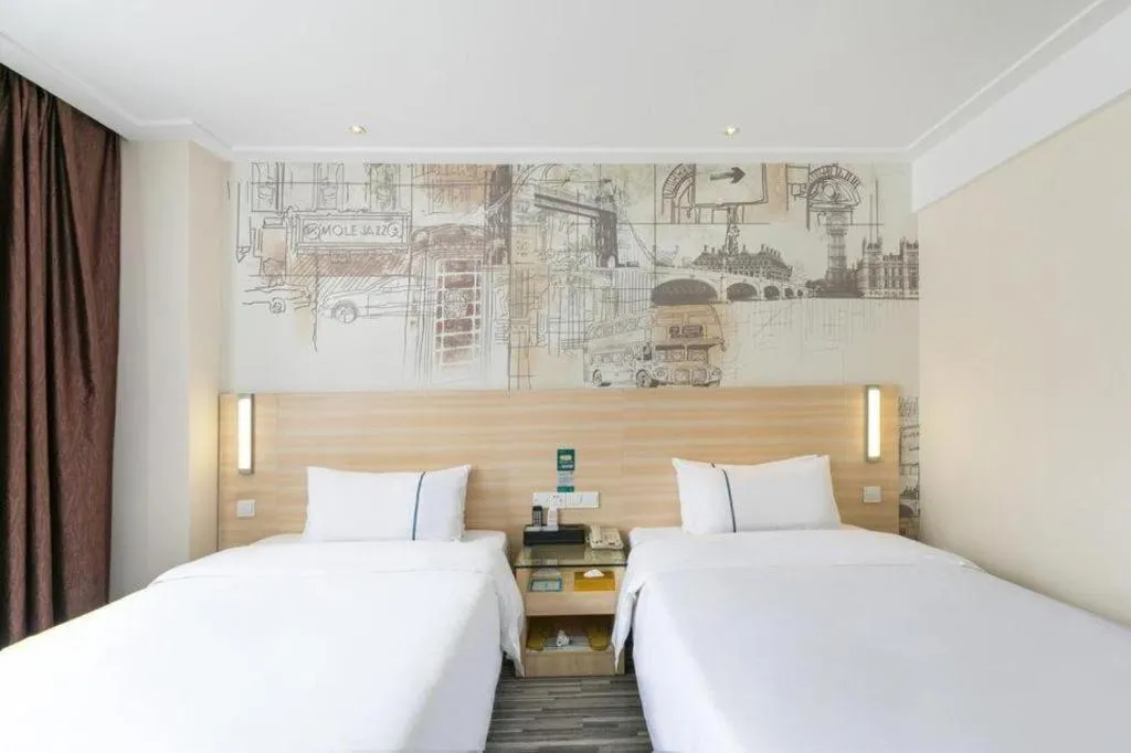 Bed in City Comfort Inn Guangzhou Zengcheng Wanda Plaza Metro Station