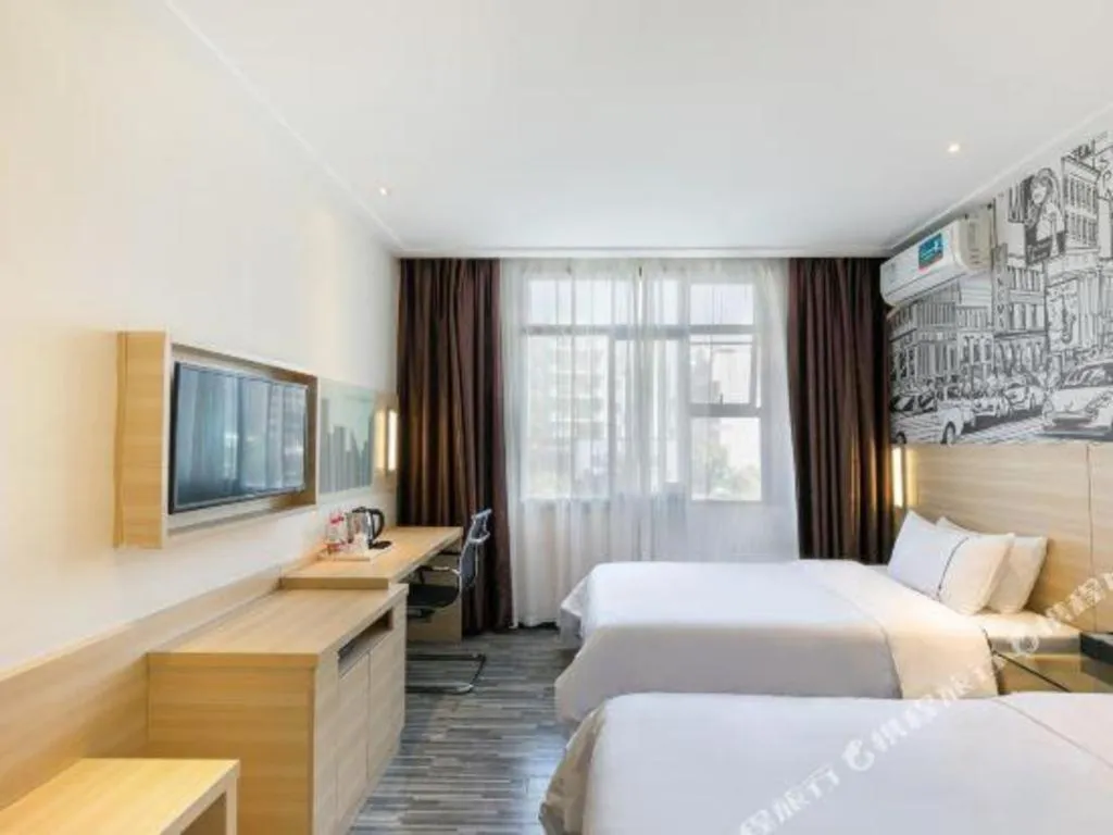 Bed in City Comfort Inn Guangzhou Zengcheng Wanda Plaza Metro Station