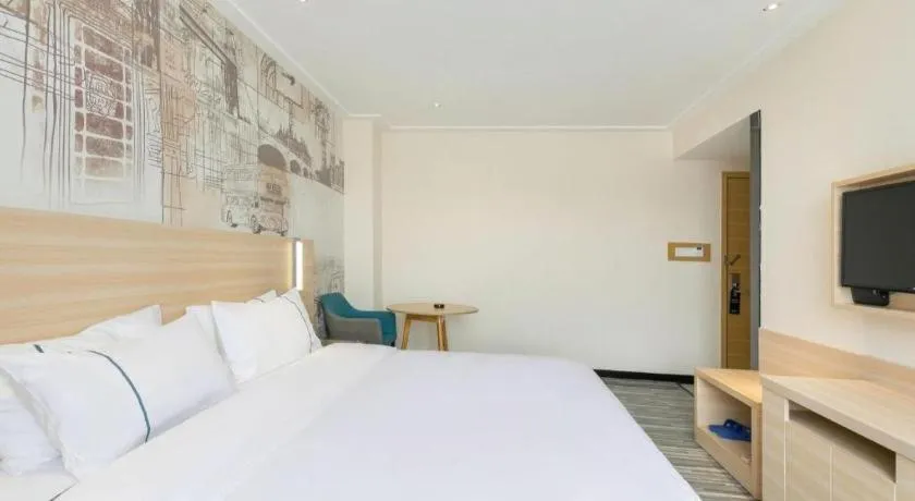 Bed in City Comfort Inn Guangzhou Zengcheng Wanda Plaza Metro Station