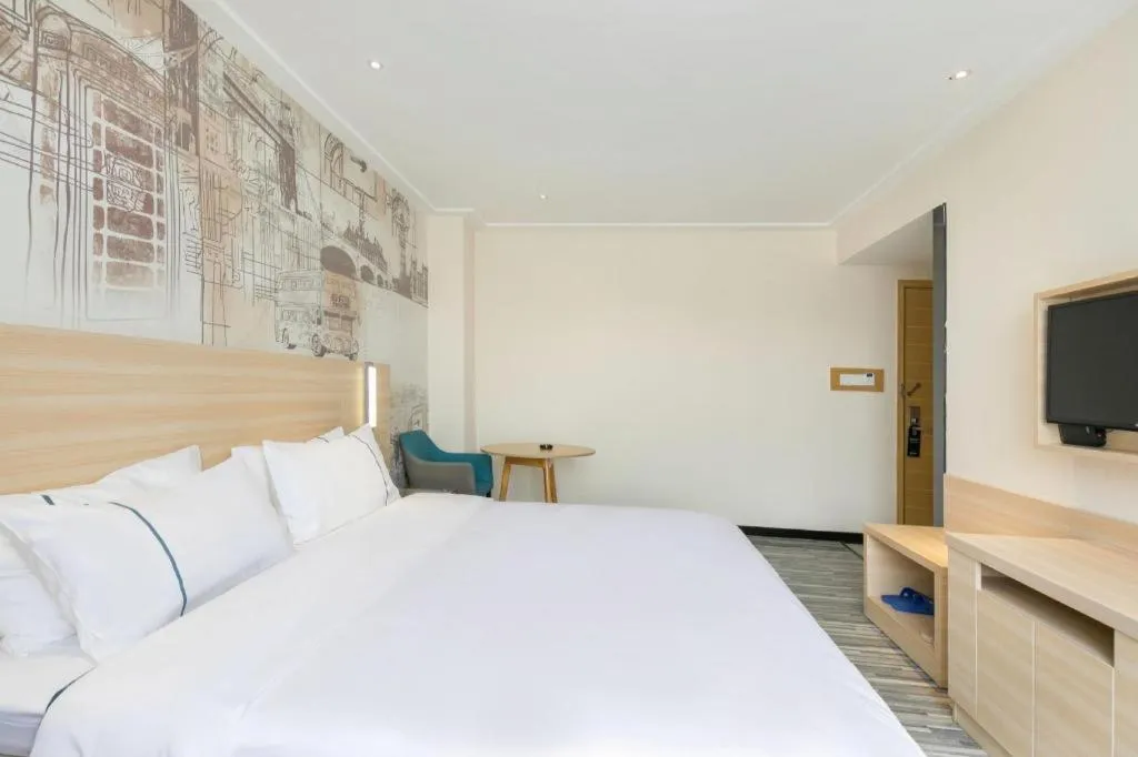 Bed in City Comfort Inn Guangzhou Zengcheng Wanda Plaza Metro Station