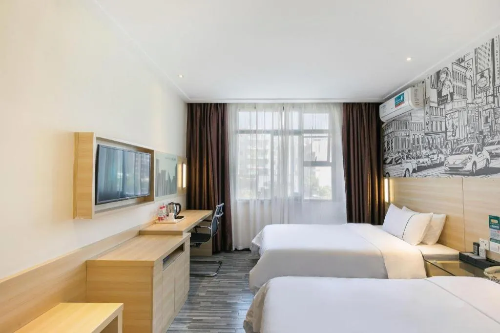 Bed in City Comfort Inn Guangzhou Zengcheng Wanda Plaza Metro Station