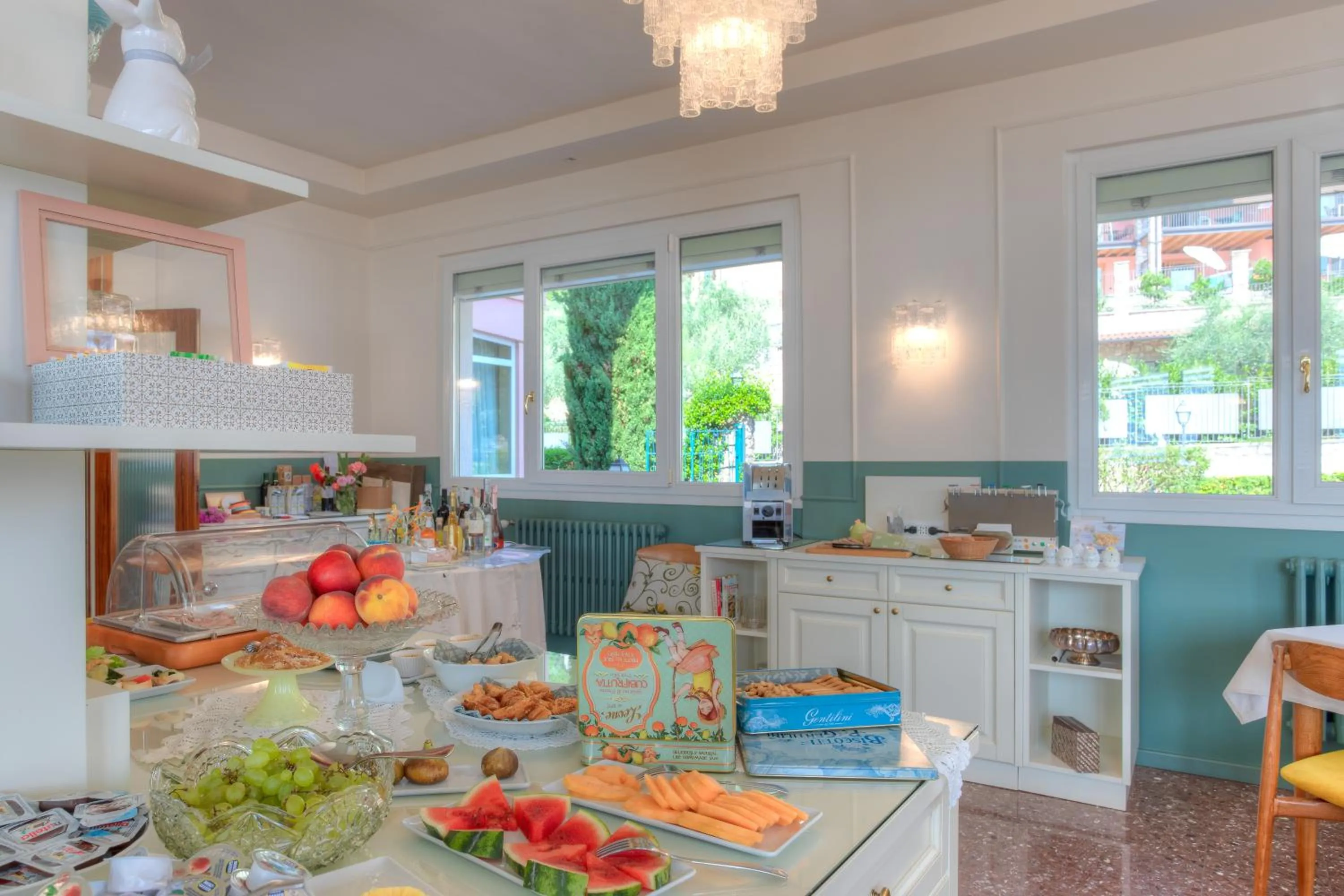 Food and drinks in Hotel Villa Europa