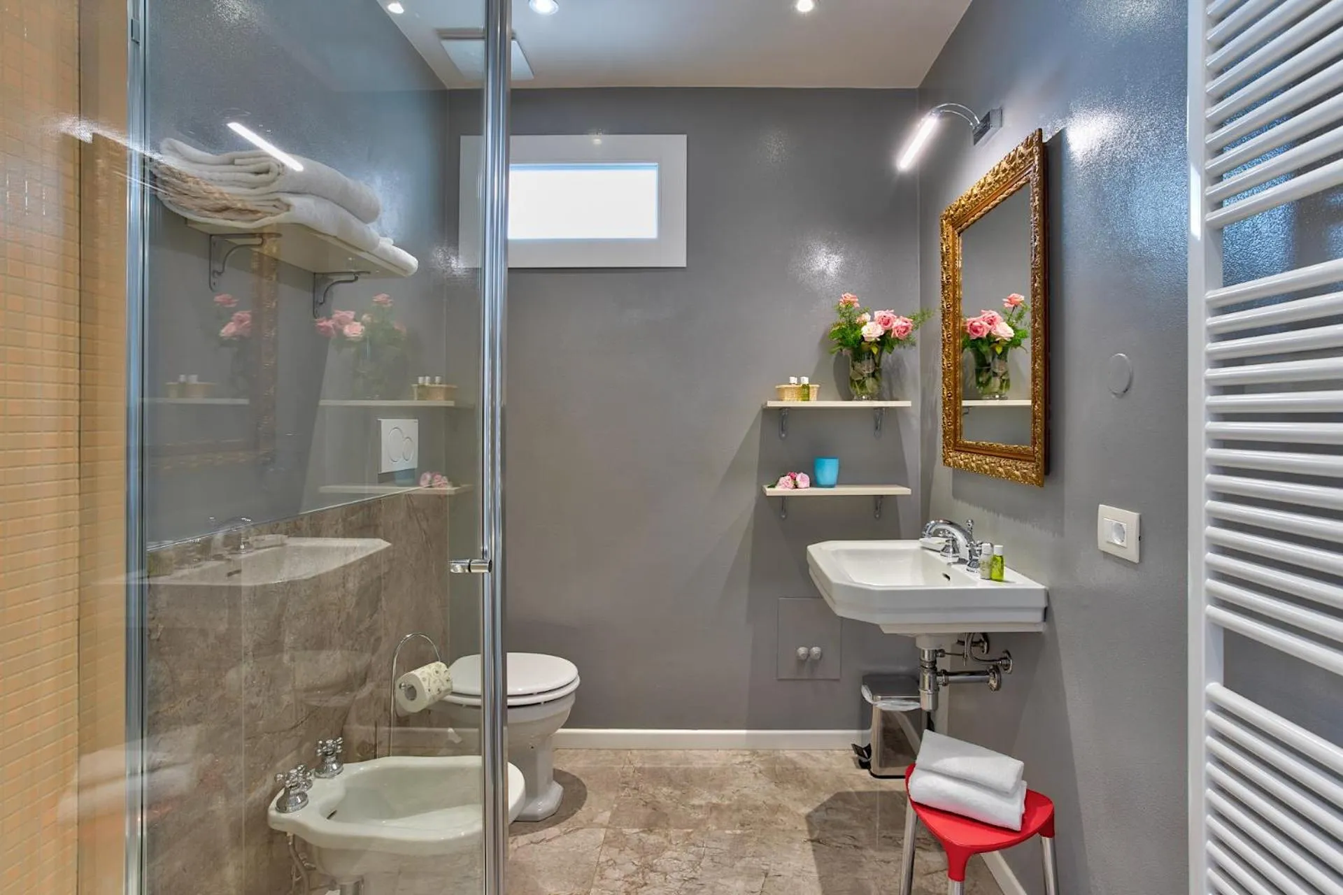 Bathroom in Hotel Villa Europa