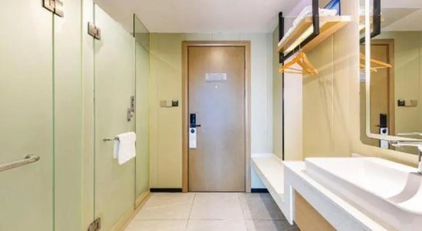 Borrman Hotel Xiamen Xiang'an Maxiang