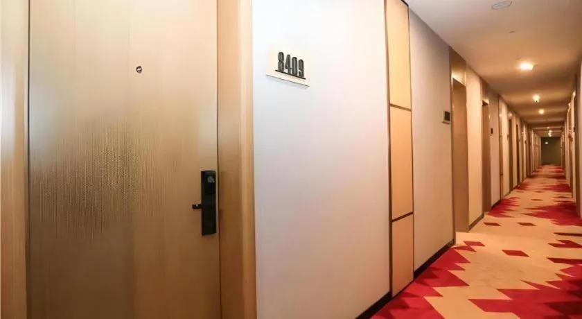 Borrman Hotel Xiamen Xiang'an Maxiang