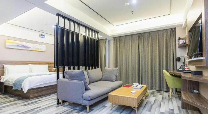 Bed in Borrman Hotel Zhenjiang Dashikou Suning Plaza