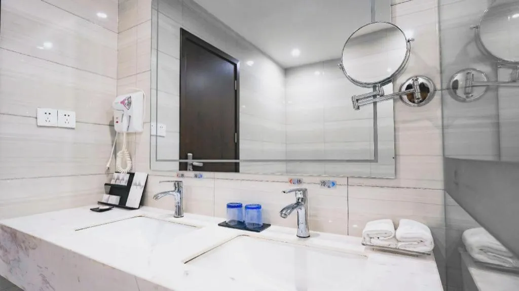 Borrman Hotel Wuxi Hubin Business Street