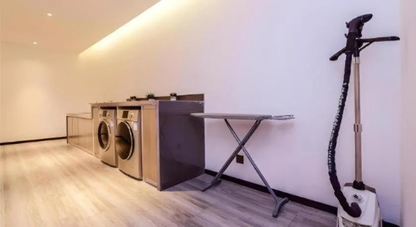 Echarm Hotel Guizhou Xingyi Jushan Avenue