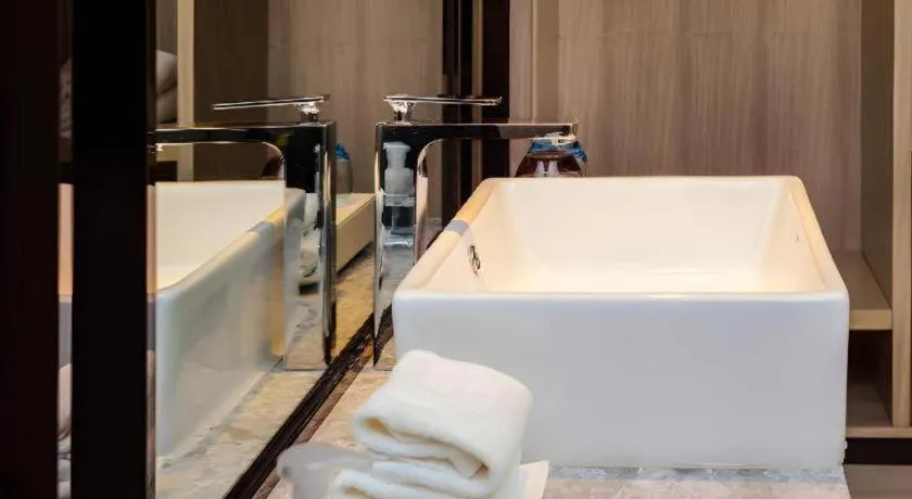 Echarm Hotel Guizhou Xingyi Jushan Avenue