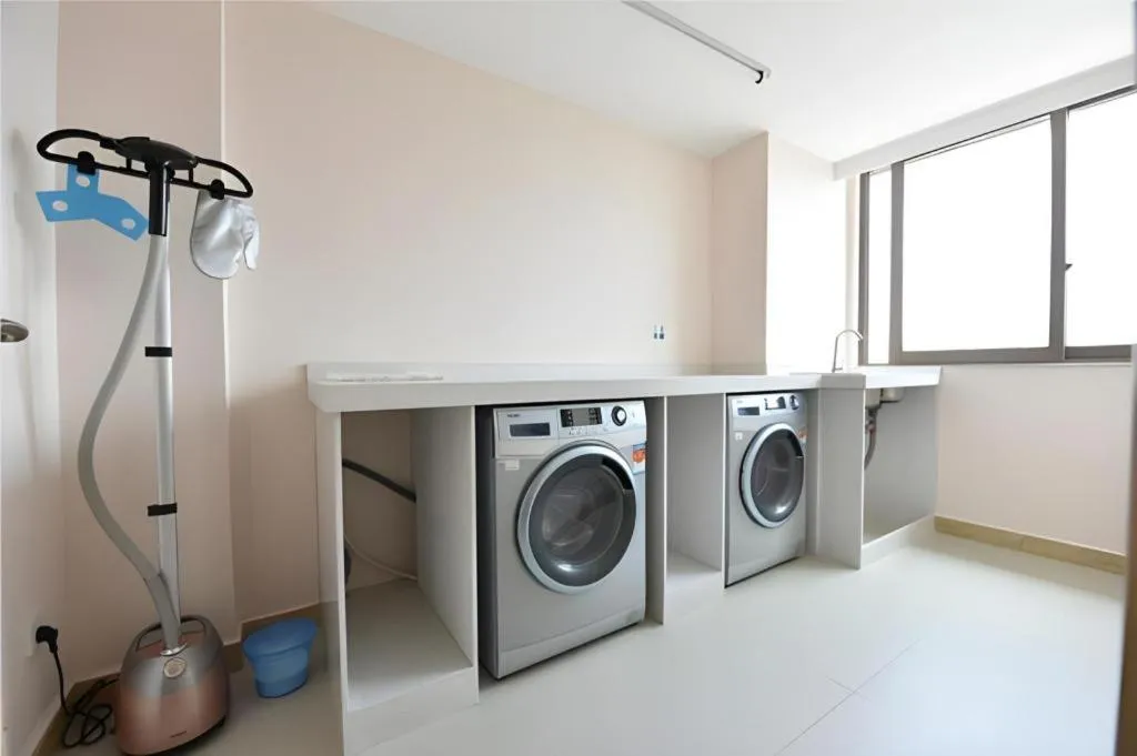 City Comfort Inn Chongqing Lianglukou Metro Station