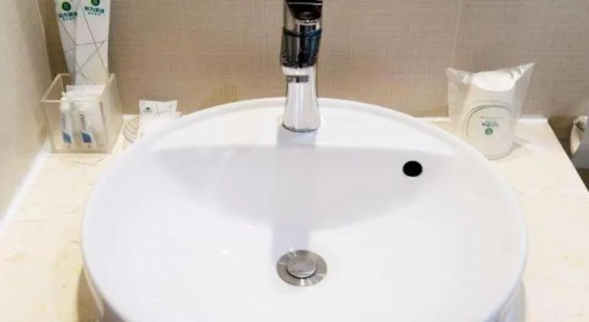 City Comfort Inn Yunfu Luoding Triumph Plaza