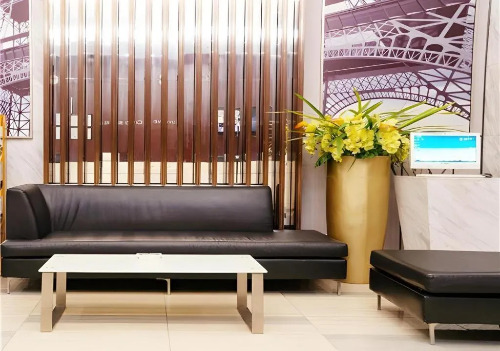 City Comfort Inn Yunfu Luoding Triumph Plaza