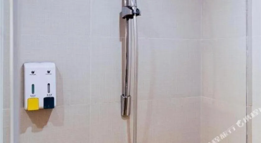 City Comfort Inn Yunfu Luoding Triumph Plaza