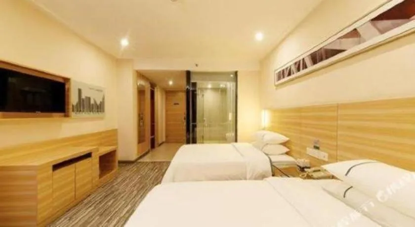 Bed in City Comfort Inn Yunfu Luoding Triumph Plaza