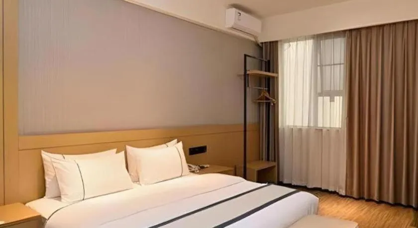 Bed in City Comfort Inn Kunming Nanping Pedestrian Street Wangfujing