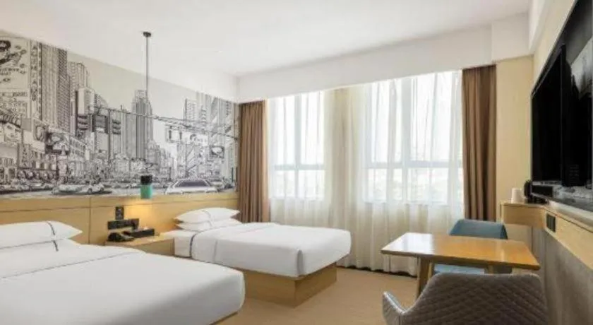 Bed in City Comfort Inn Xianning Wenquan Road Walmart Plaza