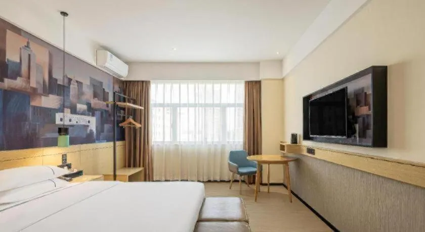 Bed in City Comfort Inn Xianning Wenquan Road Walmart Plaza