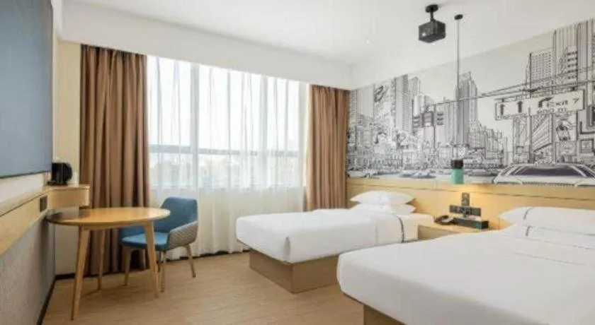 Bed in City Comfort Inn Xianning Wenquan Road Walmart Plaza