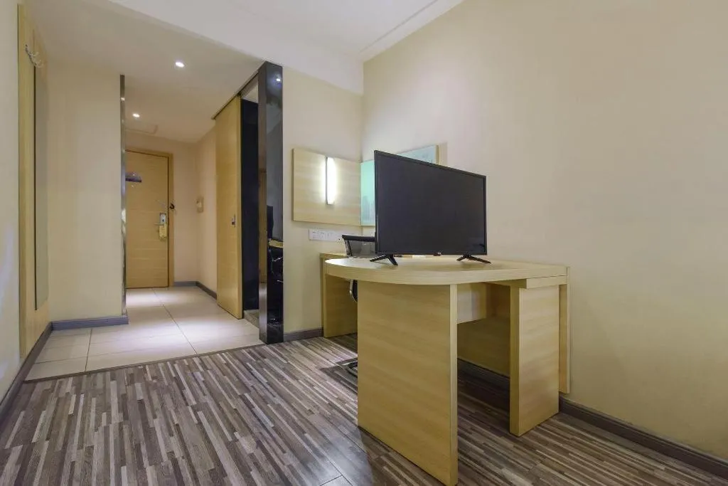 City Comfort Inn Hotel Guiyang Normal University Yangmingci Metro Station