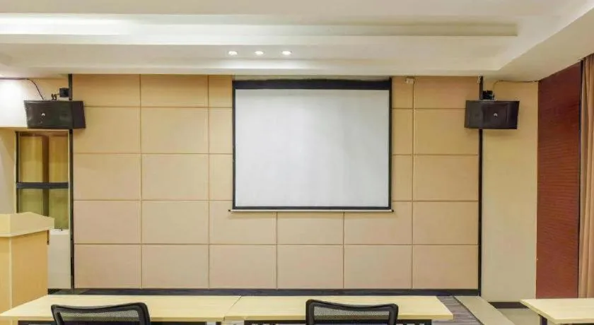 City Comfort Inn Hotel Guiyang Normal University Yangmingci Metro Station