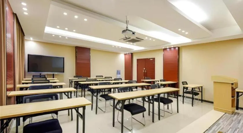 City Comfort Inn Hotel Guiyang Normal University Yangmingci Metro Station