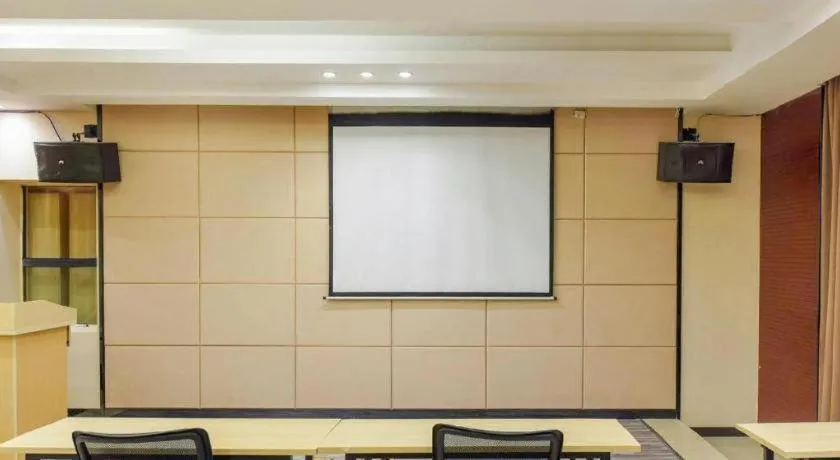 City Comfort Inn Hotel Guiyang Normal University Yangmingci Metro Station