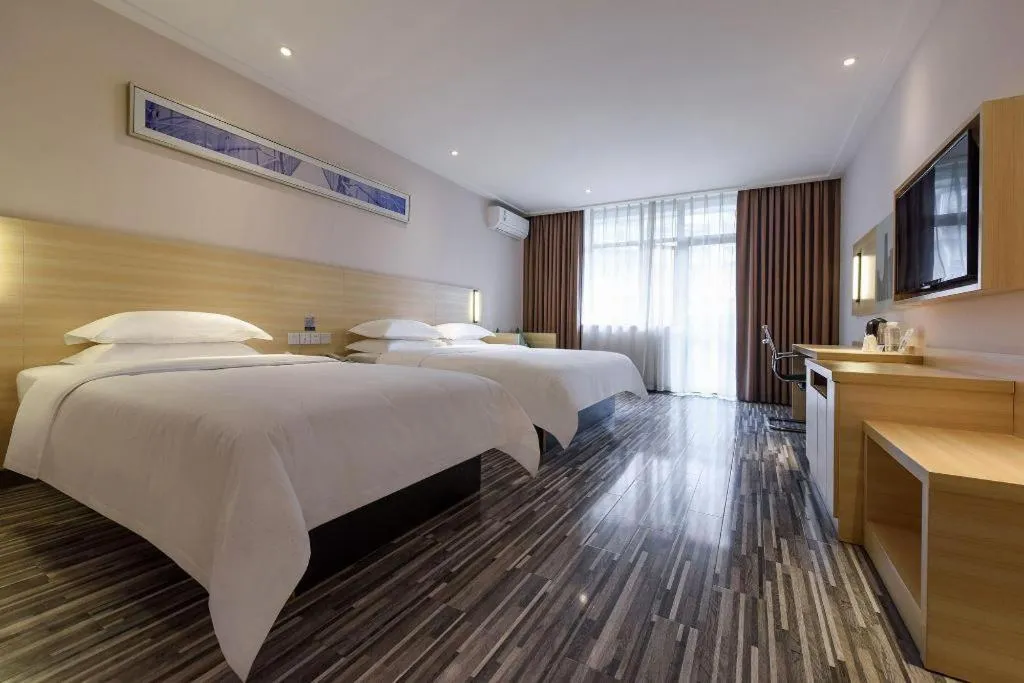 Bed in City Comfort Inn Hotel Guiyang Normal University Yangmingci Metro Station