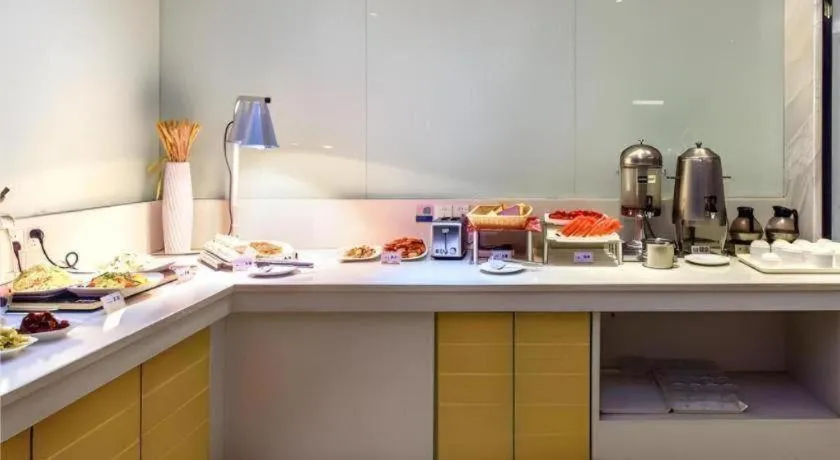 City Comfort Inn Hotel Guiyang Normal University Yangmingci Metro Station