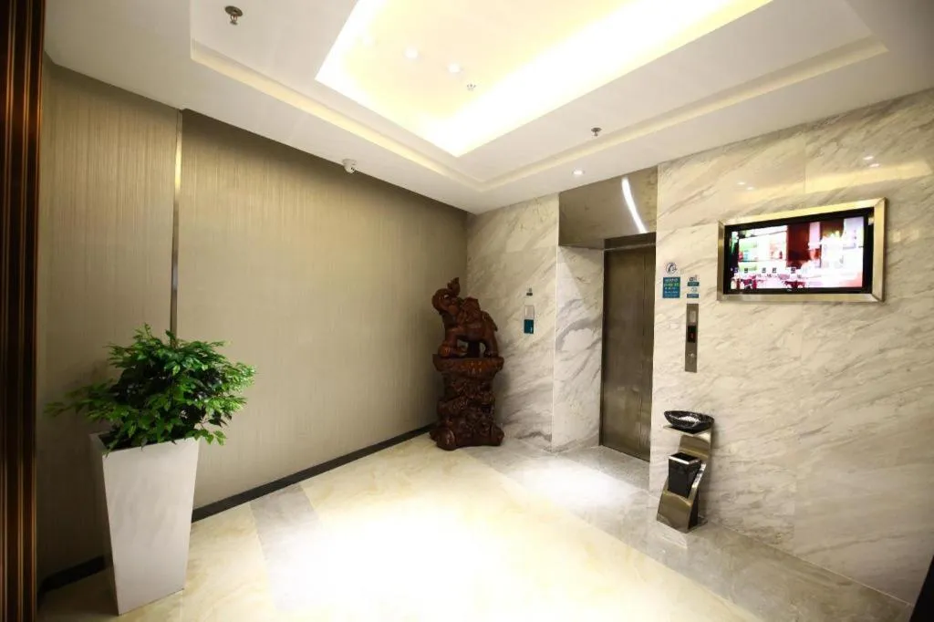 City Comfort Inn Hotel Guiyang Normal University Yangmingci Metro Station