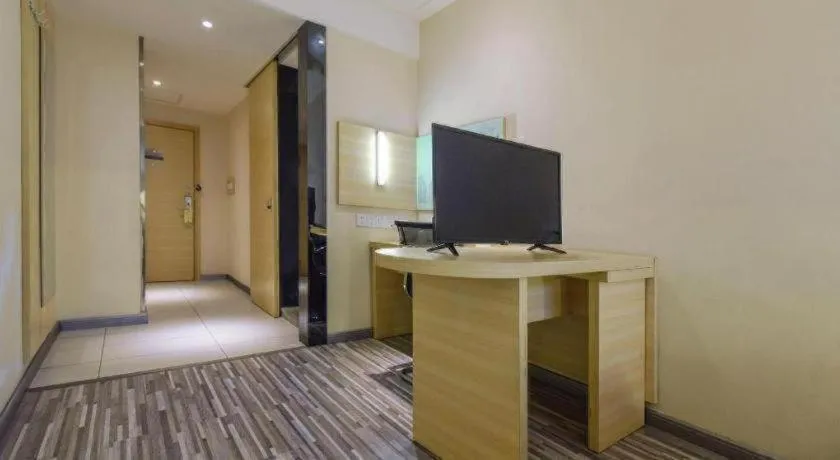 City Comfort Inn Hotel Guiyang Normal University Yangmingci Metro Station