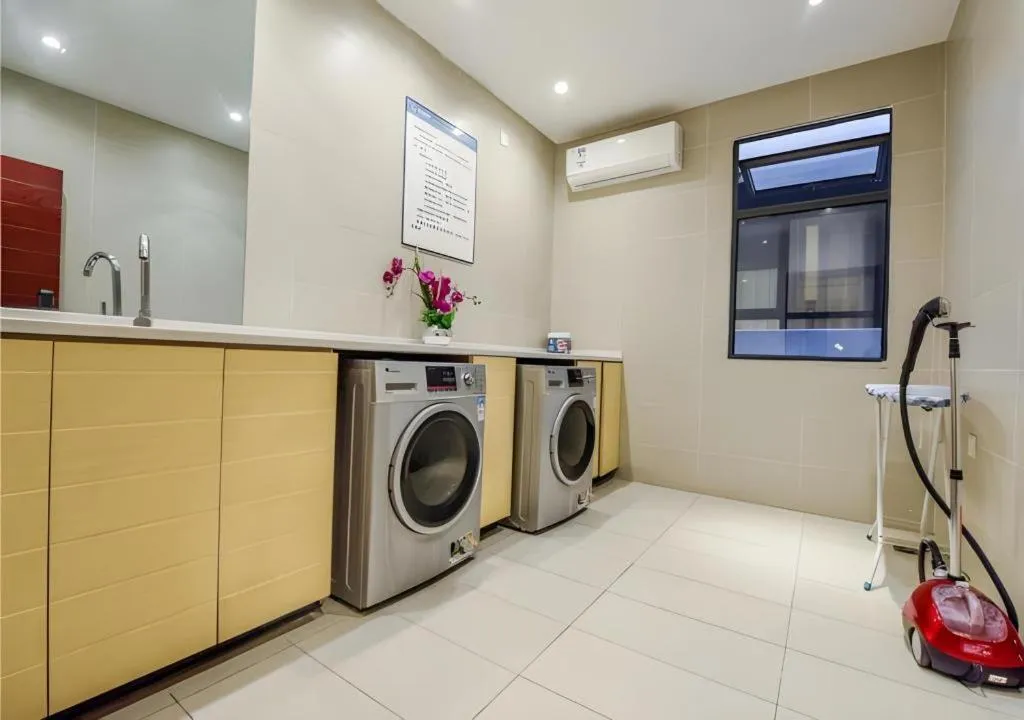 City Comfort Inn Hotel Guiyang Normal University Yangmingci Metro Station