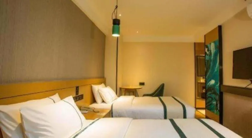 Bed in City Comfort Inn Hezhou Avenue