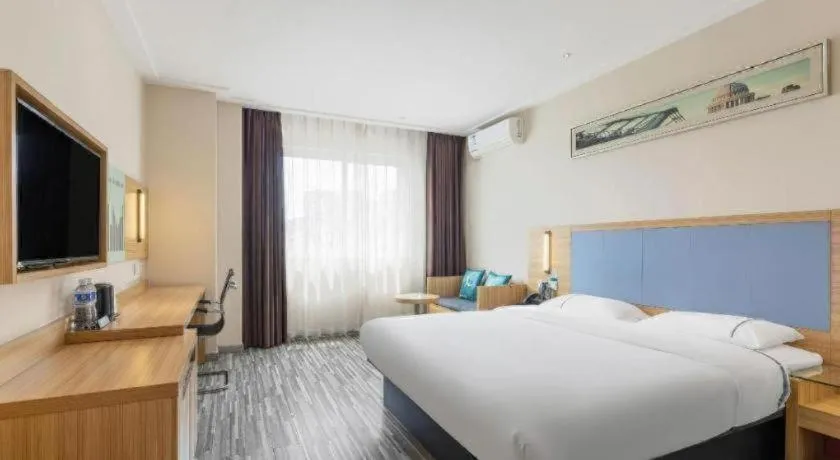 Bed in City Comfort Inn Dongguan Nancheng Tian'an Digital City